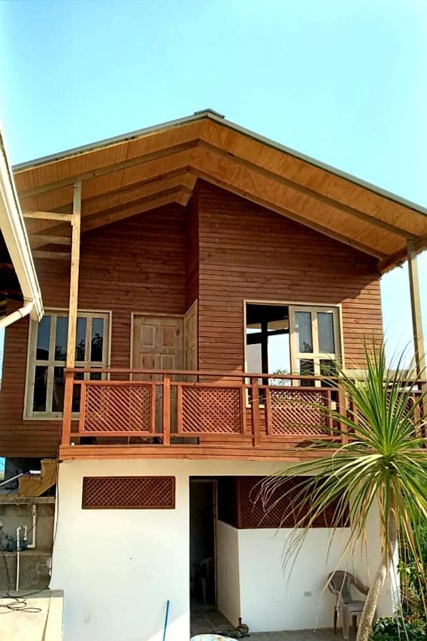 Hostal Blood Moon Río Dulce Exterior foto