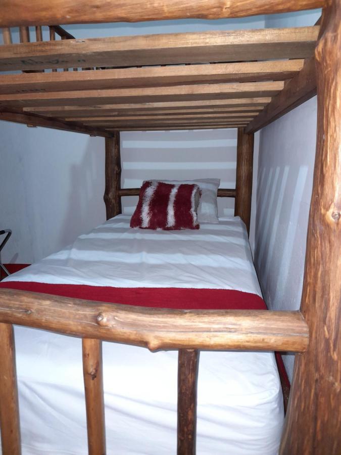 Hostal Blood Moon Río Dulce Exterior foto